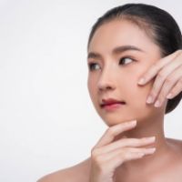 Da Bị Chảy Xệ Sau Gọt Hàm, Hạ Gò Má? Cách Căng Da V-Line Hiệu Quả Nhất!