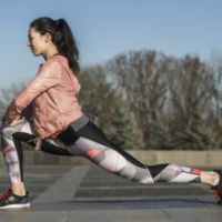 Sau phẫu thuật căng da mặt bao lâu thì tập thể dục được?